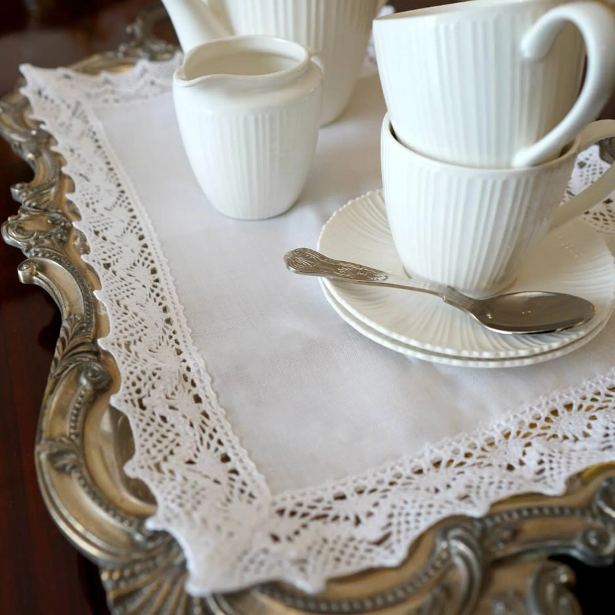 Classic Irish Linen Lace Tray Cloth