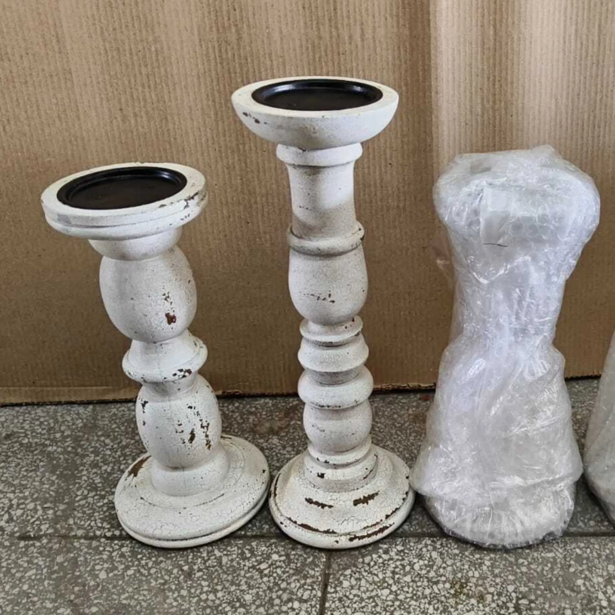 Farmhouse Distressed White set of 2 candle holders