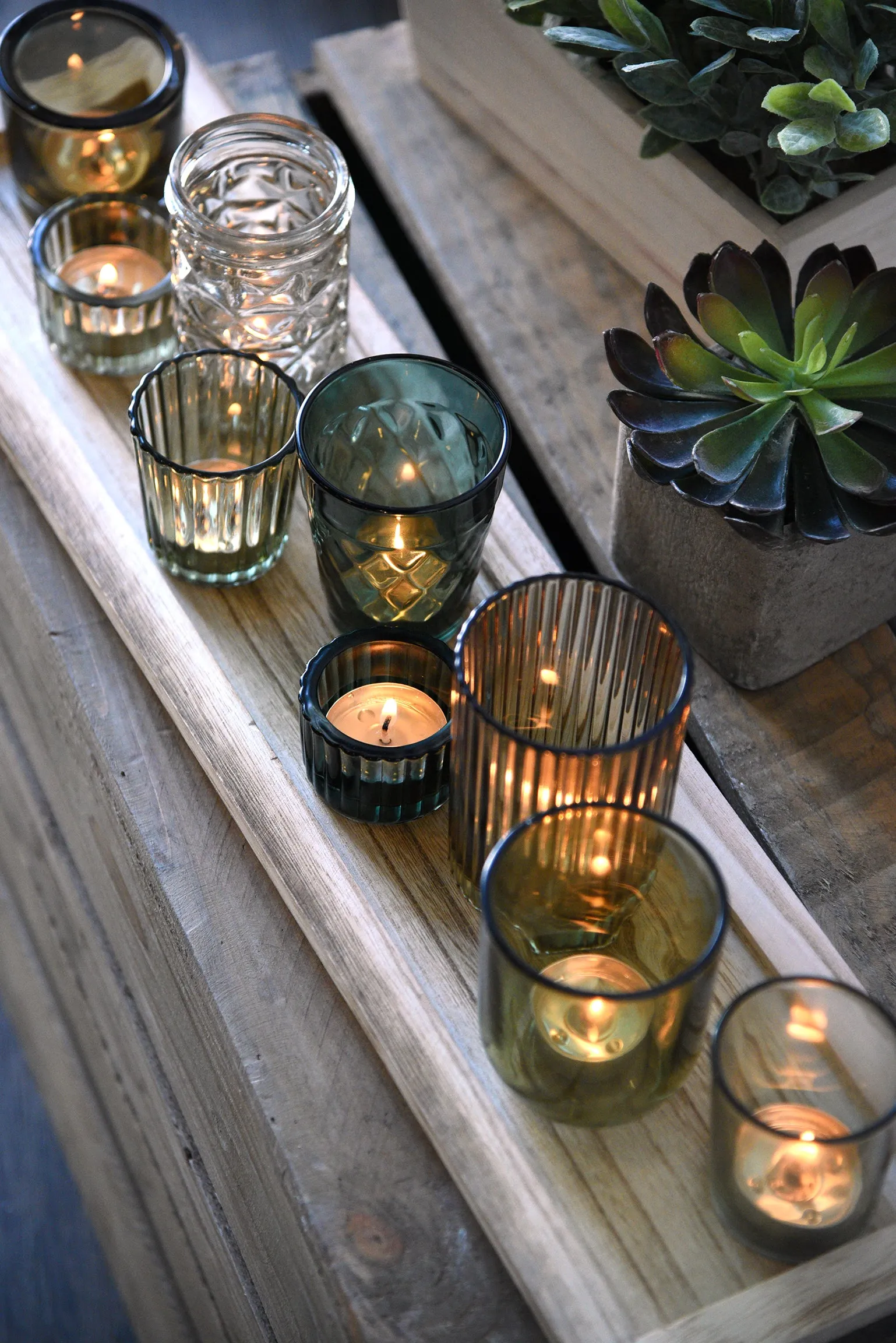 Green Glass Tealight Candle Holders With Wood Tray