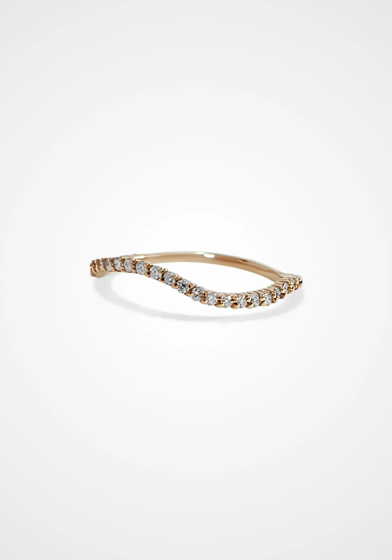 Nalu, 14K Yellow Gold   Pavé Diamond Ring