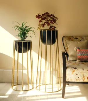 Satin Slope Black Planter Set