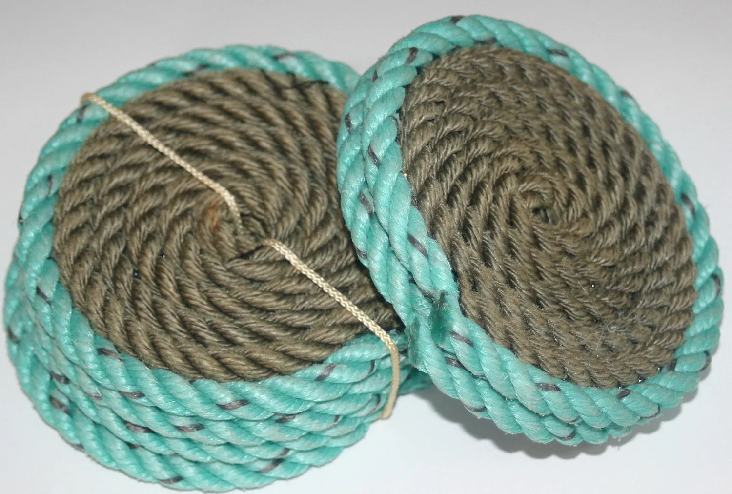 Set of 8 Coasters / Two Colors