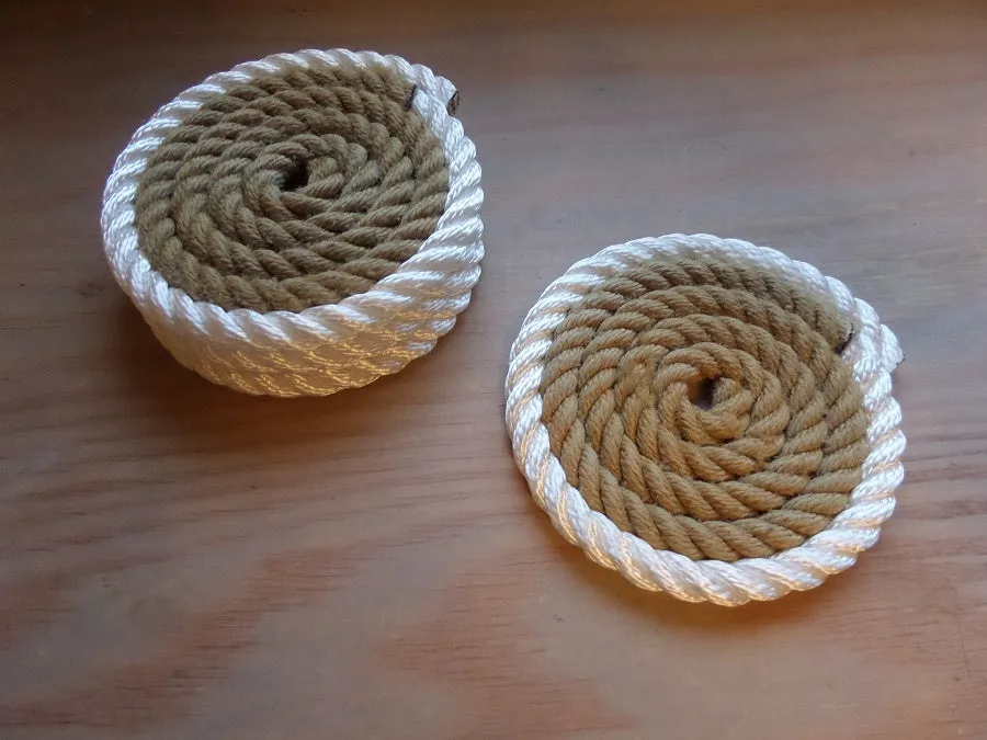 Set of 8 Coasters / Two Colors