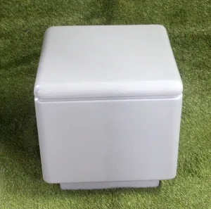 Sitting Cube Fiber Planter
